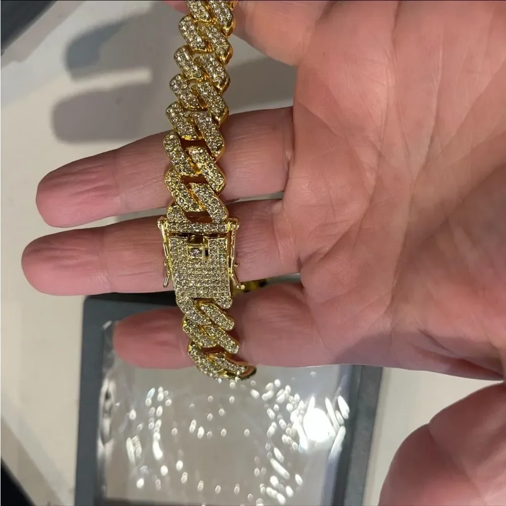 18K Gold Iced Out Cuban Link Chain Simulated Diamonds 10mm Chunky HipHop Bling